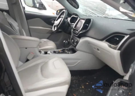 2019 Jeep Cherokee Limited 4X4 from USA, damaged, VIN 1C4PJMDX8KD253086